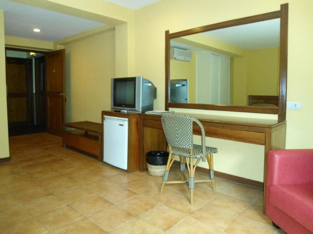 Almont City Hotel Butuan City Esterno foto