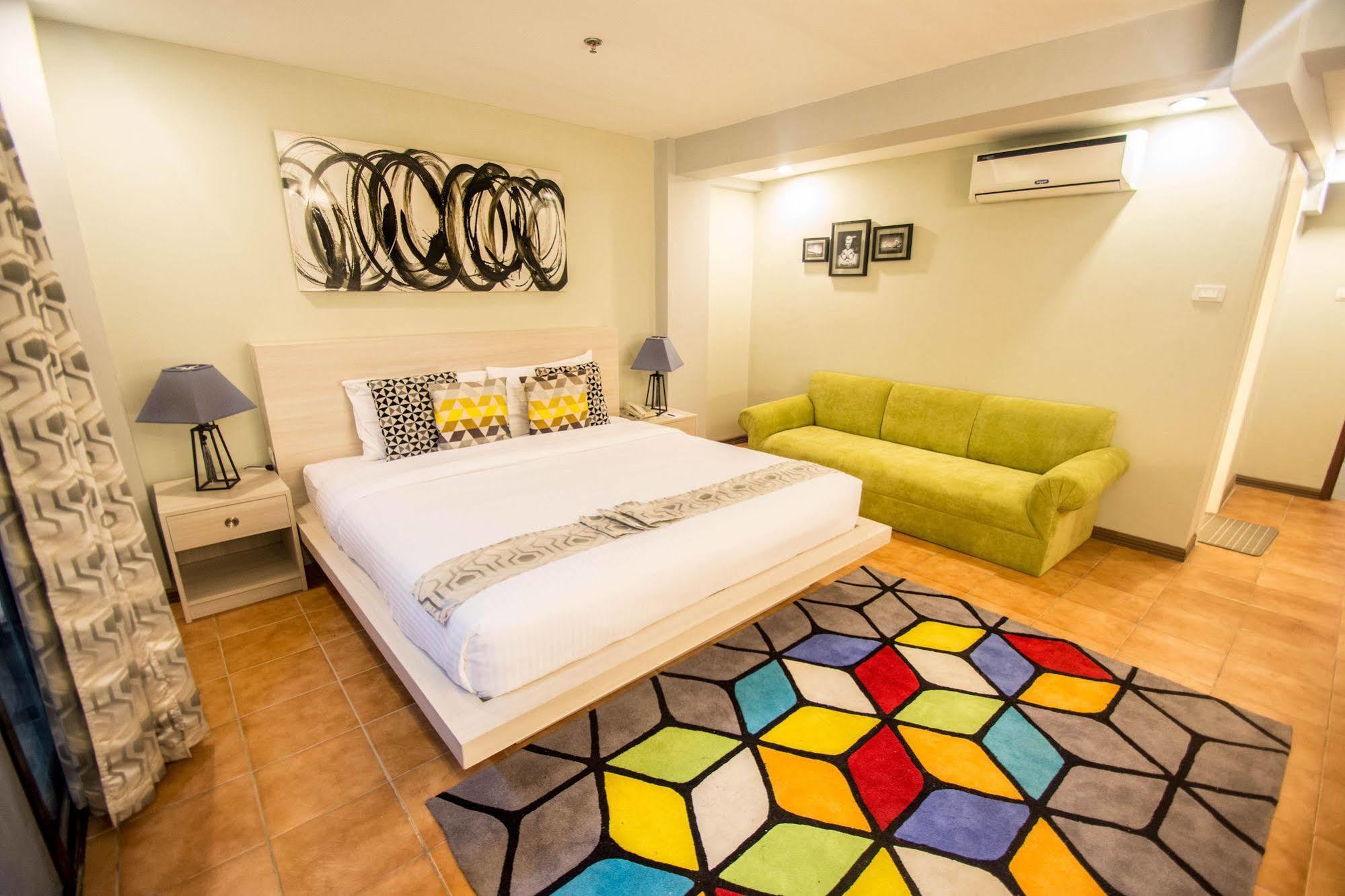 Almont City Hotel Butuan City Esterno foto