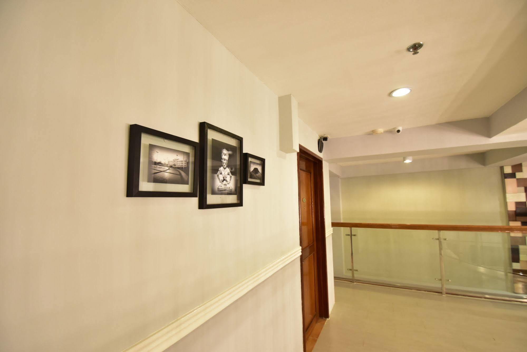 Almont City Hotel Butuan City Esterno foto